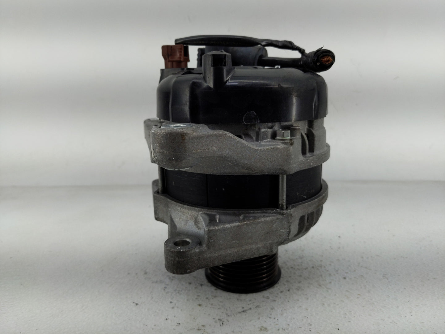 2017-2022 Honda Civic Alternator Replacement Generator Charging Assembly Engine OEM P/N:104211-4340 Fits OEM Used Auto Parts