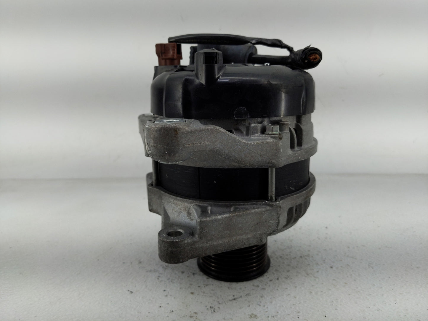 2017-2022 Honda Civic Alternator Replacement Generator Charging Assembly Engine OEM P/N:104211-4340 Fits OEM Used Auto Parts