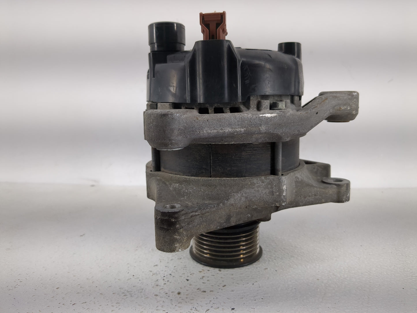 2017-2022 Honda Civic Alternator Replacement Generator Charging Assembly Engine OEM P/N:104211-4340 Fits OEM Used Auto Parts