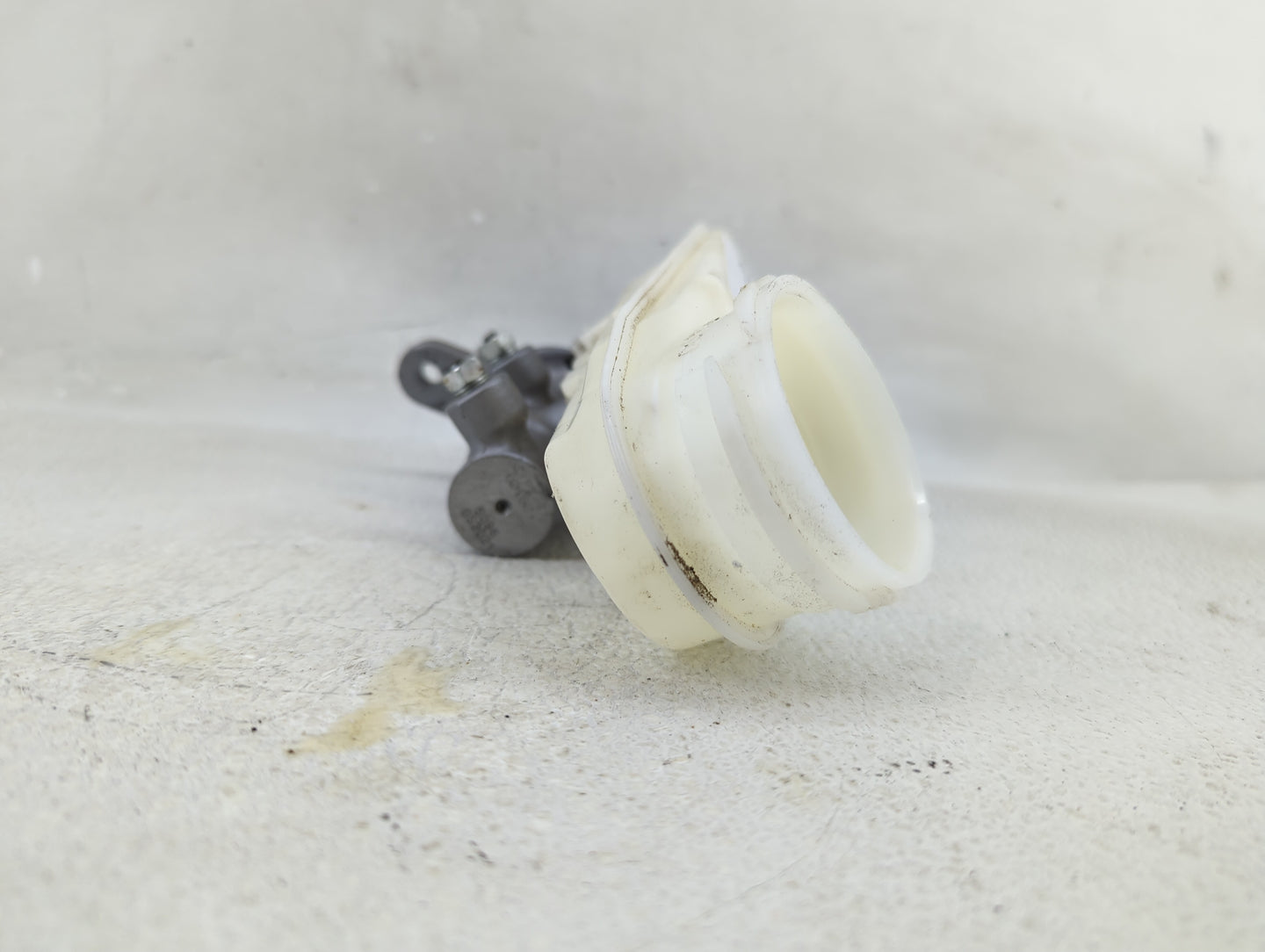 2016-2021 Honda Civic Brake Master Cylinder - Oemusedautoparts1.com