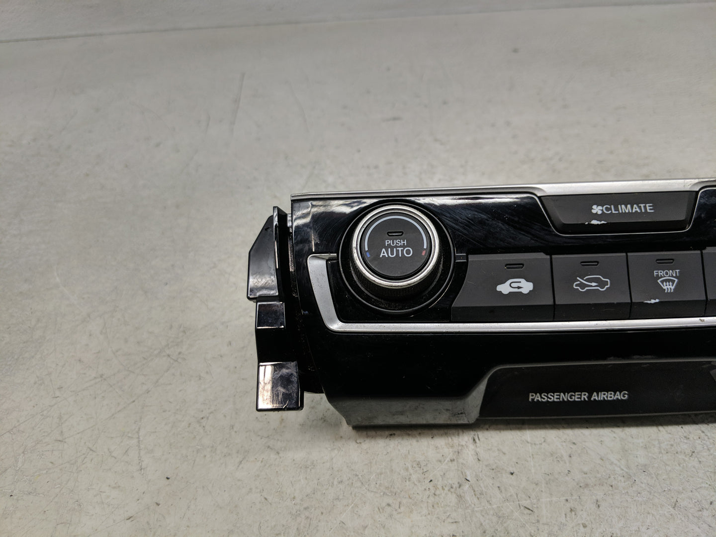 2016-2021 Honda Civic Climate Control Module Temperature AC/Heater Replacement P/N:79600TBAA332M1 Fits OEM Used Auto Parts -
