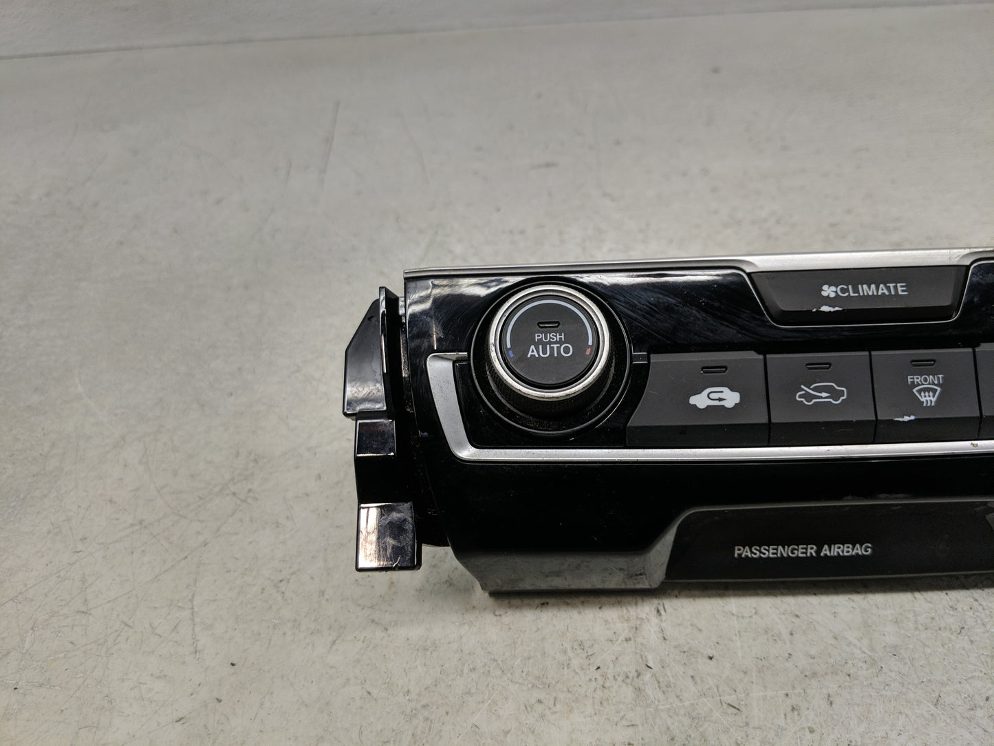 2016-2021 Honda Civic Climate Control Module Temperature AC/Heater Replacement P/N:79600TBAA332M1 Fits OEM Used Auto Parts -
