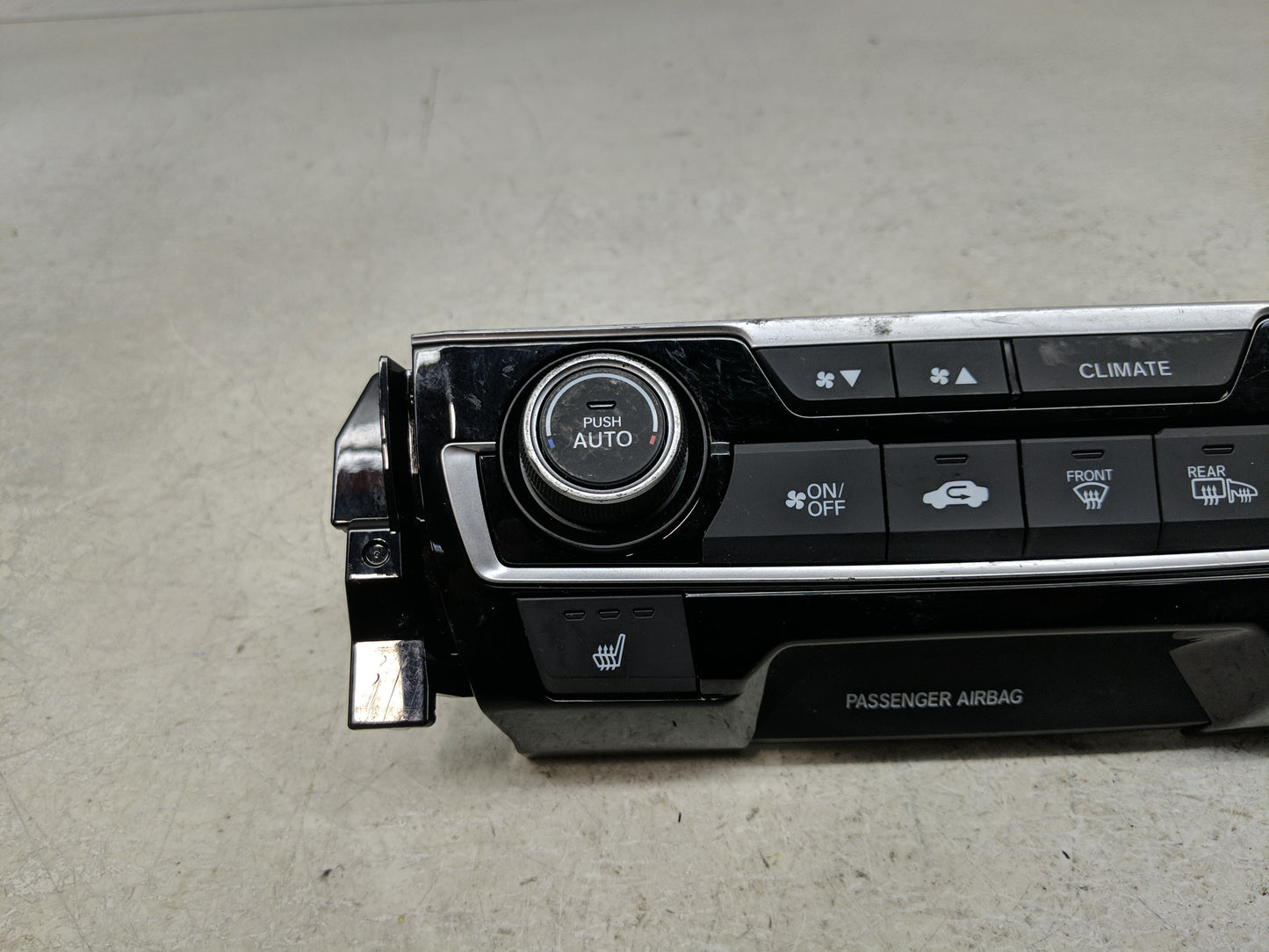 2019-2021 Honda Civic Climate Control Module Temperature AC/Heater Replacement Fits Fits 2019 2020 2021 OEM Used Auto Parts 