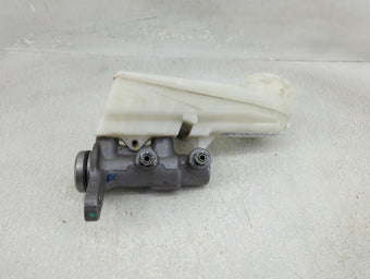 compare product 2017-2021 Honda Civic Brake Master Cylinder 1310763