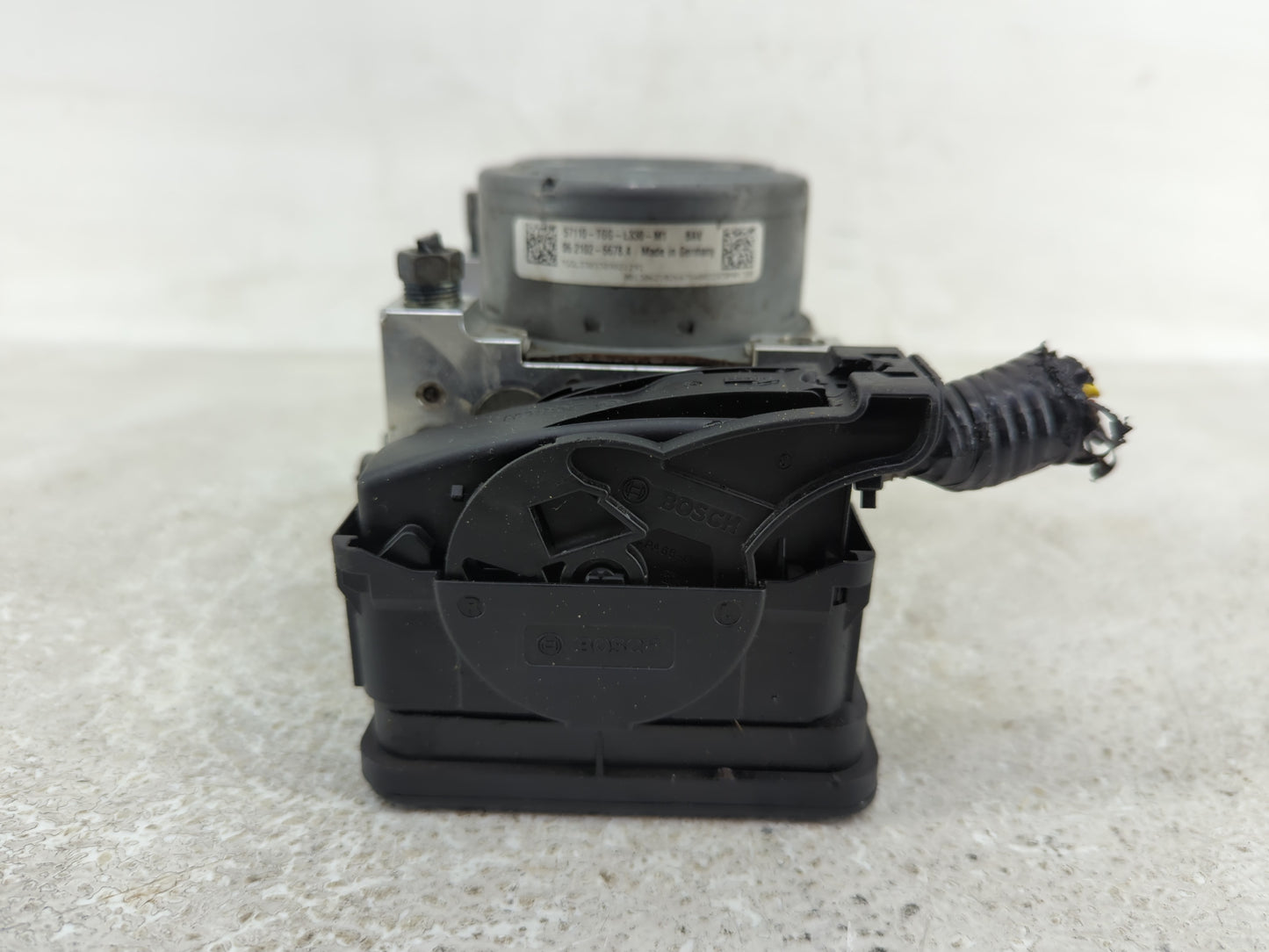 2020-2021 Honda Civic ABS Pump Control Module Replacement P/N:57110-TGG-L330-M1 Fits Fits 2020 2021 OEM Used Auto Parts - Oe