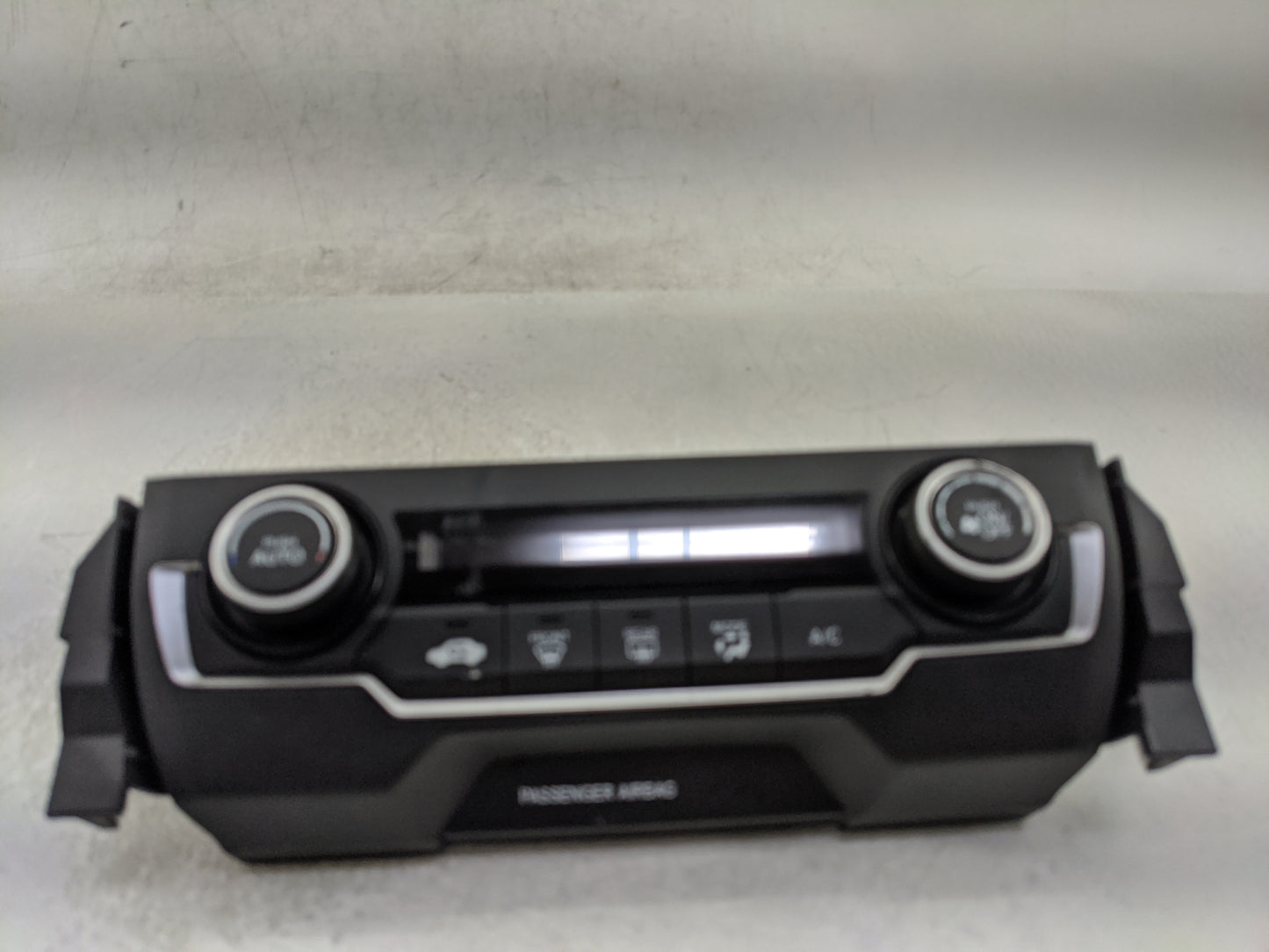 2016-2021 Honda Civic Climate Control Module Temperature AC/Heater Replacement P/N:79600TBAA121M1 Fits OEM Used Auto Parts -