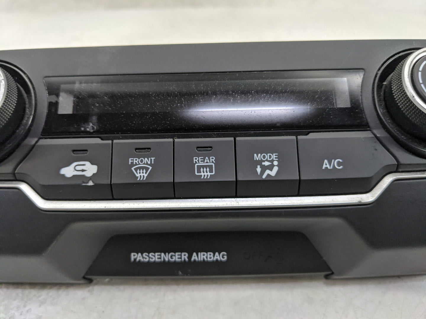 2016-2021 Honda Civic Climate Control Module Temperature AC/Heater Replacement P/N:79600TBAA121M1 Fits OEM Used Auto Parts -