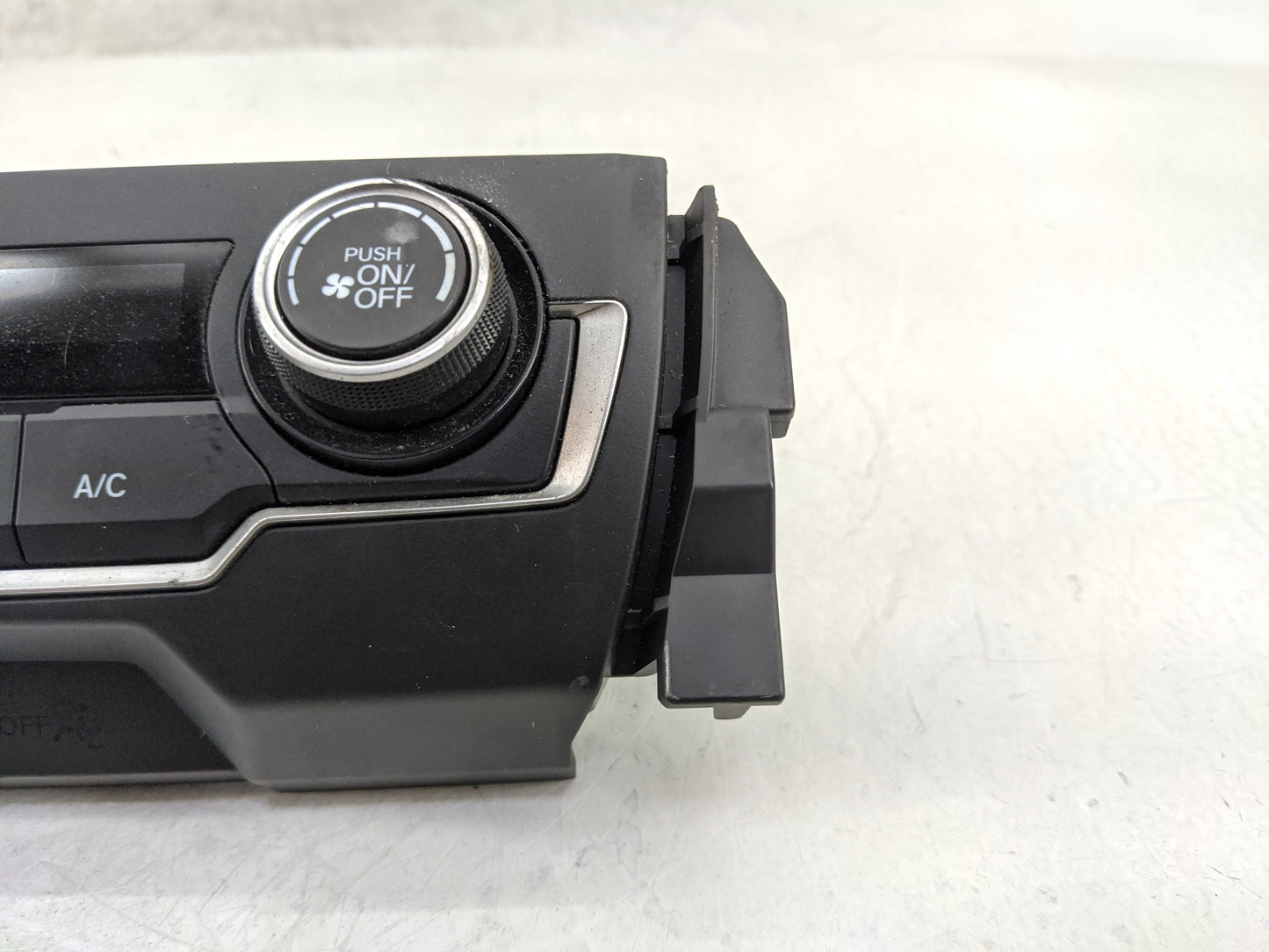 2016-2021 Honda Civic Climate Control Module Temperature AC/Heater Replacement P/N:79600TBAA121M1 Fits OEM Used Auto Parts -