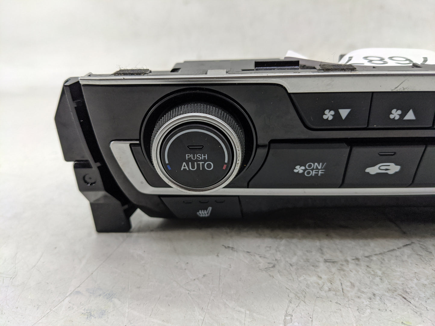 2016-2021 Honda Civic Climate Control Module Temperature AC/Heater Replacement P/N:79600TBAA912M1 Fits OEM Used Auto Parts -