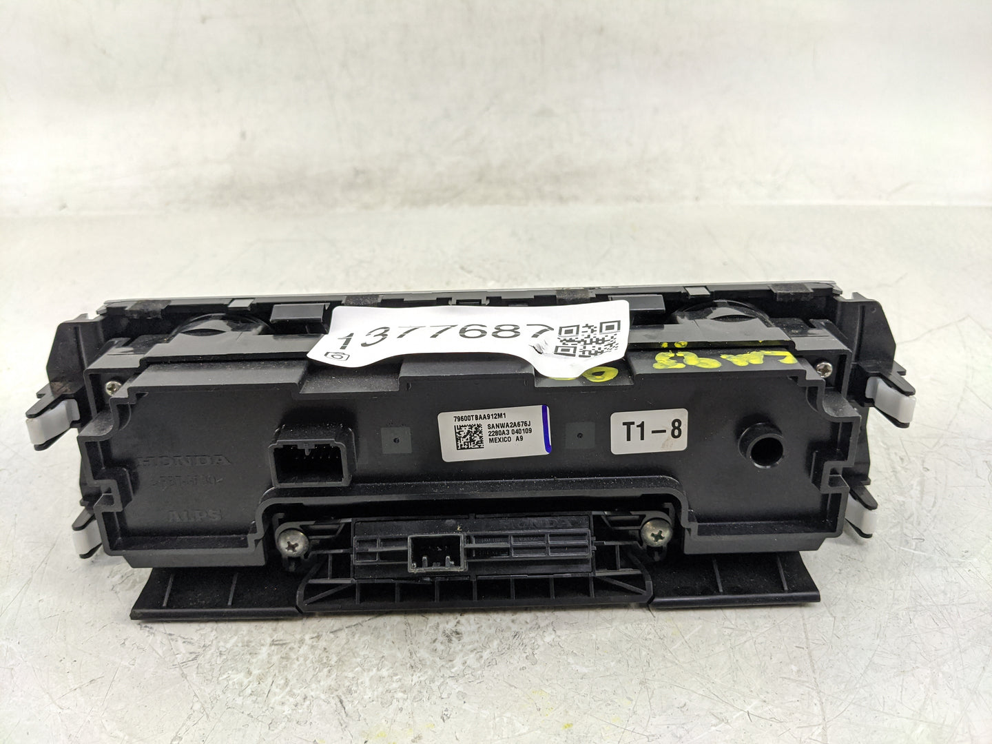 2016-2021 Honda Civic Climate Control Module Temperature AC/Heater Replacement P/N:79600TBAA912M1 Fits OEM Used Auto Parts -