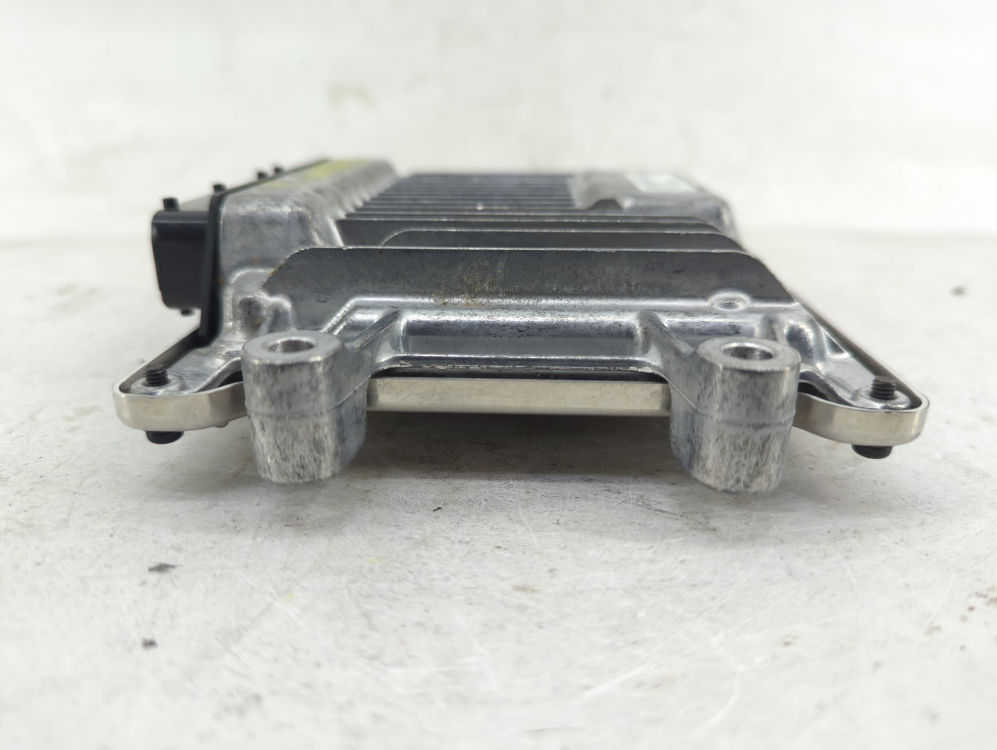 2020-2021 Honda Civic PCM Engine Control Computer ECU ECM PCU OEM P/N:37820-6S8-AE1 Fits Fits 2020 2021 OEM Used Auto Parts 