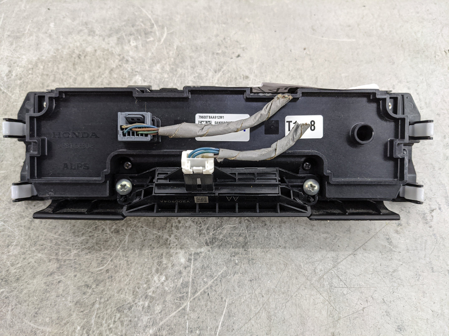 2019-2021 Honda Civic Climate Control Module Temperature AC/Heater Replacement P/N:79600TBAA912M1 Fits Fits 2019 2020 2021 O