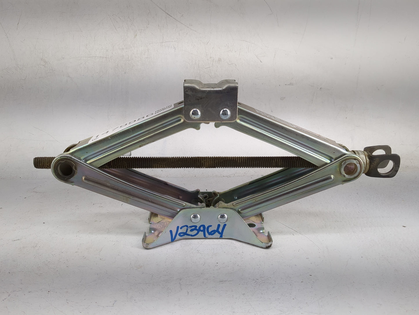 2021 Honda Civic Spare Scissor Car Jack - Oemusedautoparts1.com