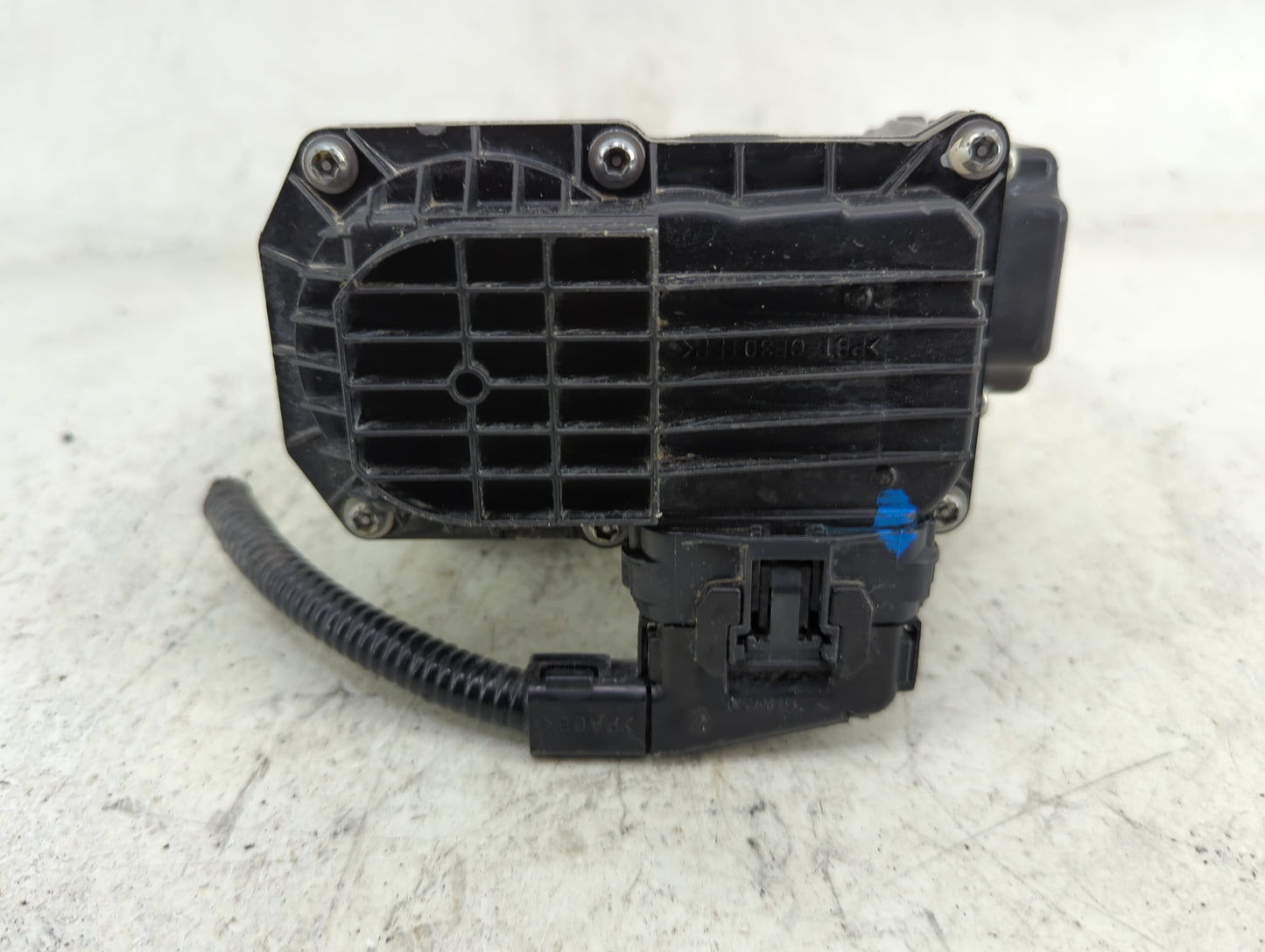 2016-2022 Honda Civic Throttle Body P/N:GMG9A M22851013702 Fits Fits 2016 2017 2018 2019 2020 2021 2022 OEM Used Auto Parts 