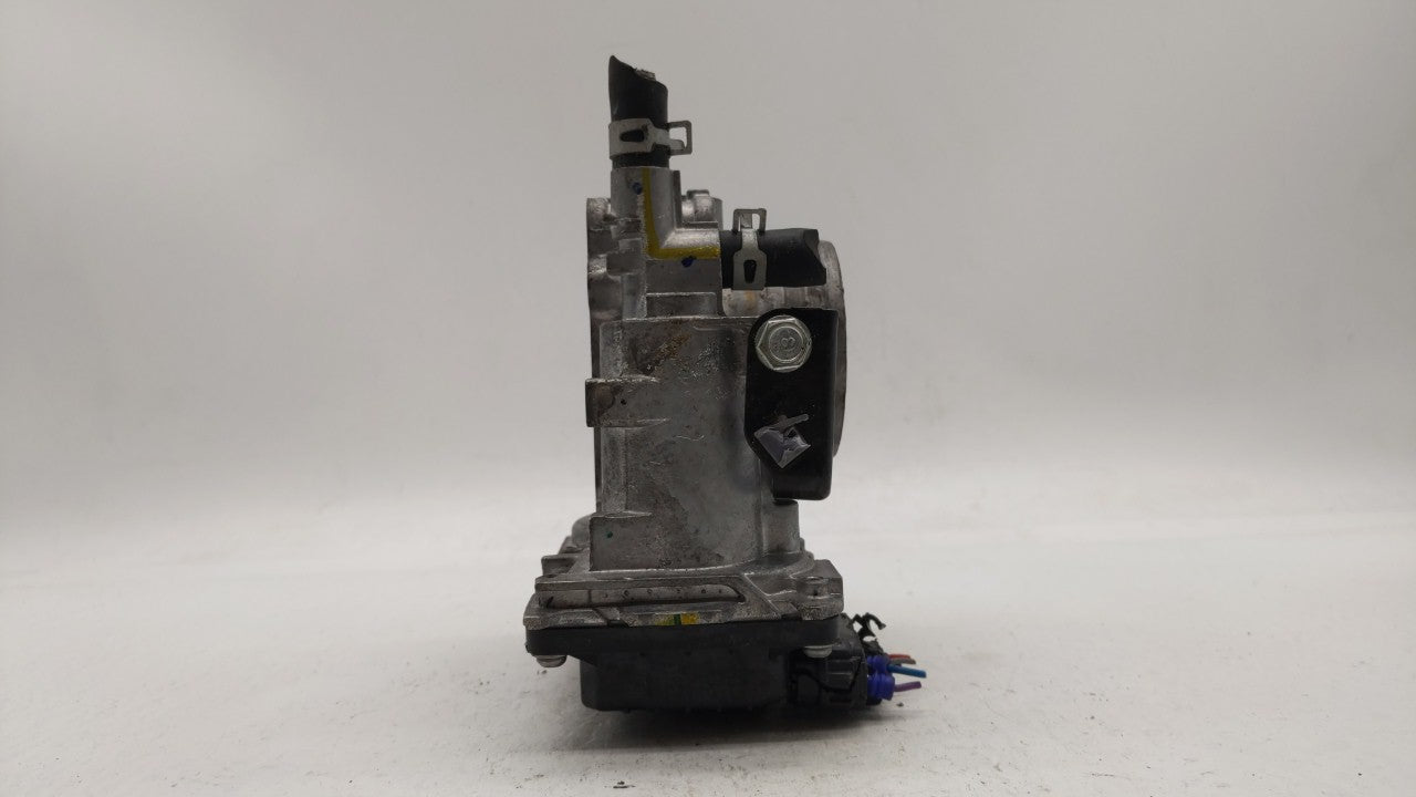 2016-2019 Honda Civic Throttle Body P/N:GMH1A Fits Fits 2016 2017 2018 2019 OEM Used Auto Parts - Oemusedautoparts1.com