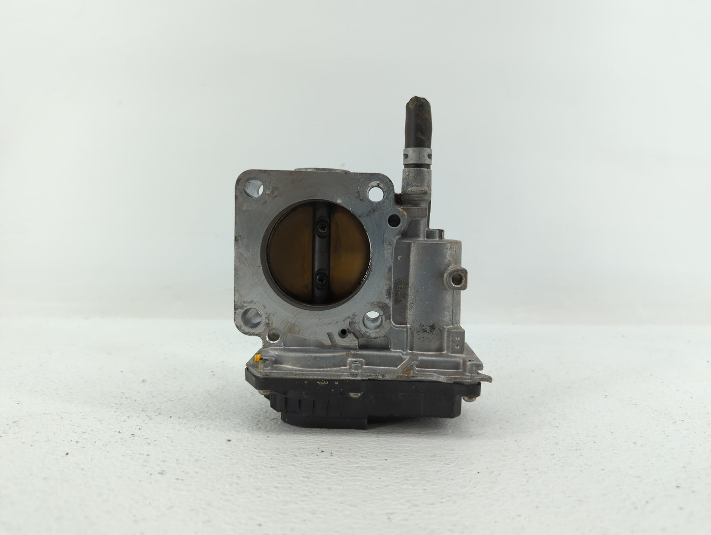 2016-2019 Honda Civic Throttle Body P/N:GMH1A Fits Fits 2016 2017 2018 2019 OEM Used Auto Parts - Oemusedautoparts1.com