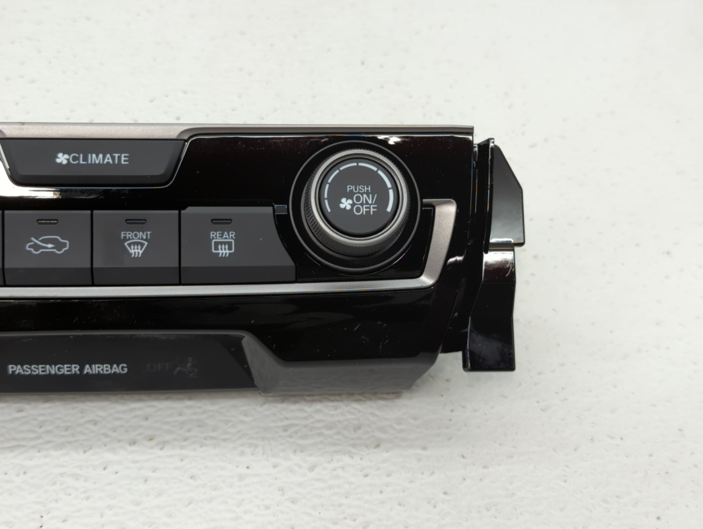 2016-2021 Honda Civic Climate Control Module Temperature AC/Heater Replacement P/N:79600-TBA-A332-M1 Fits OEM Used Auto Part