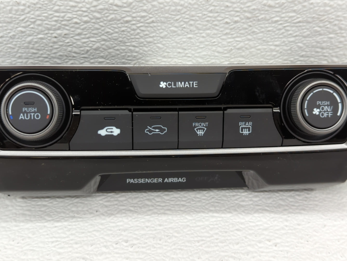 2016-2021 Honda Civic Climate Control Module Temperature AC/Heater Replacement P/N:79600-TBA-A332-M1 Fits OEM Used Auto Part