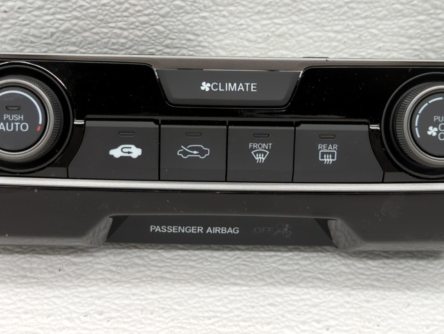 2016-2021 Honda Civic Climate Control Module Temperature AC/Heater Replacement P/N:79600-TBA-A332-M1 Fits OEM Used Auto Part