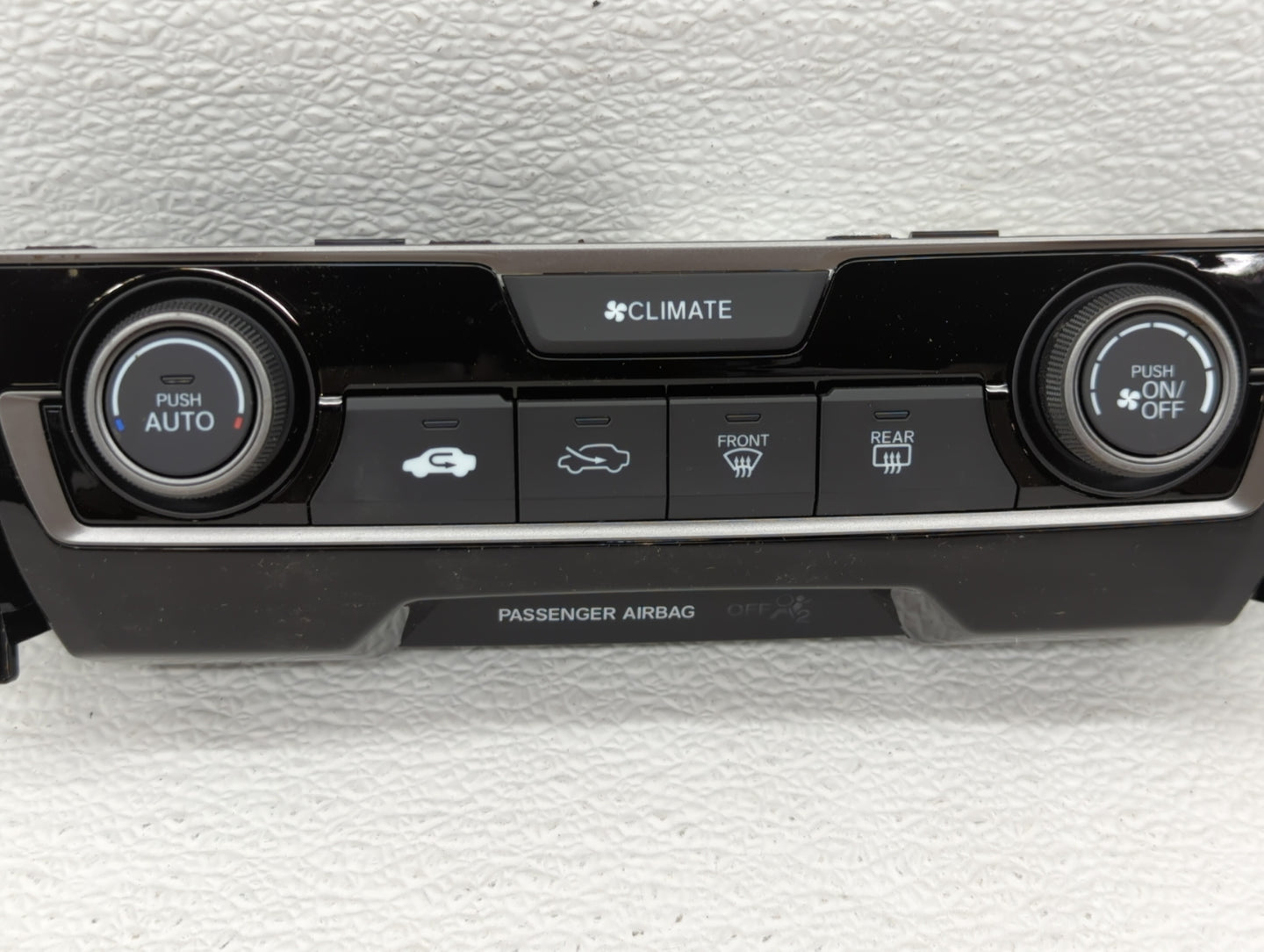 2016-2021 Honda Civic Climate Control Module Temperature AC/Heater Replacement P/N:79600-TBA-A332-M1 Fits OEM Used Auto Part