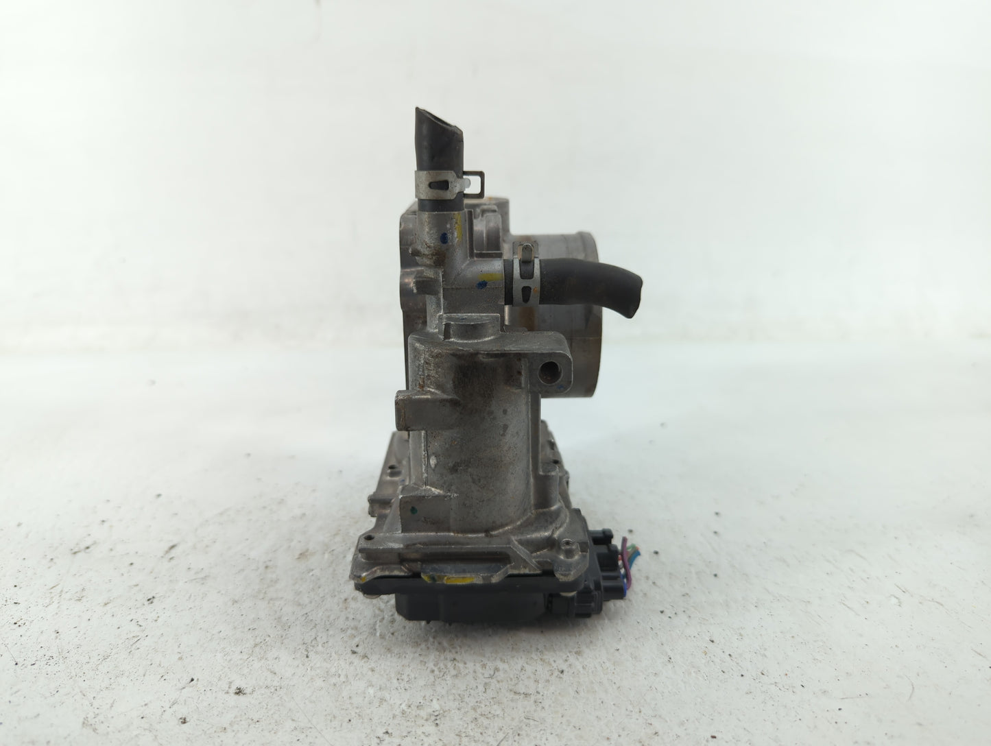 2016-2022 Honda Civic Throttle Body P/N:GMH1A Fits Fits 2016 2017 2018 2019 2020 2021 2022 OEM Used Auto Parts - Oemusedauto