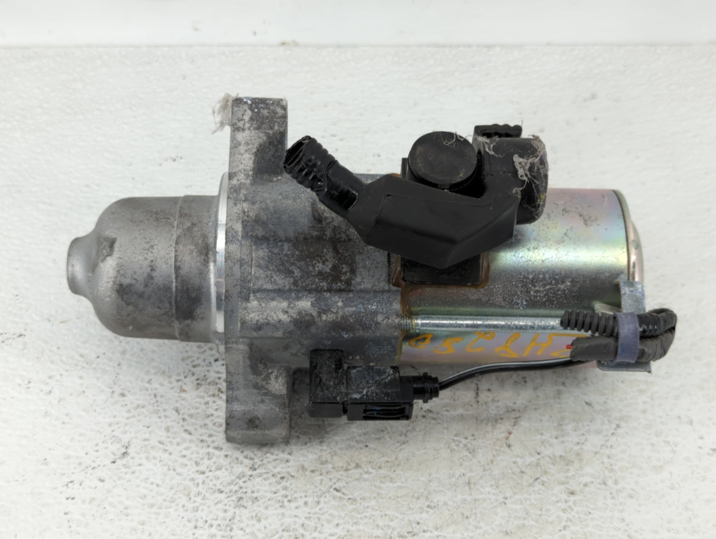 2016-2017 Honda Civic Car Starter Motor Solenoid OEM P/N:SM-75020 Fits Fits 2016 2017 2020 OEM Used Auto Parts - Oemusedauto
