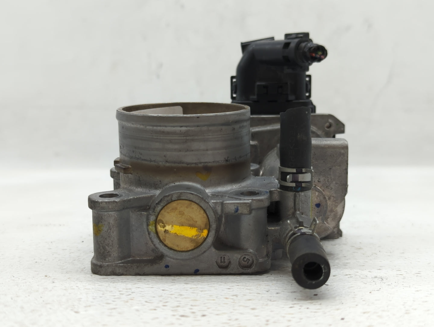 2016-2022 Honda Civic Throttle Body P/N:GMH1A Fits Fits 2016 2017 2018 2019 2020 2021 2022 OEM Used Auto Parts - Oemusedauto