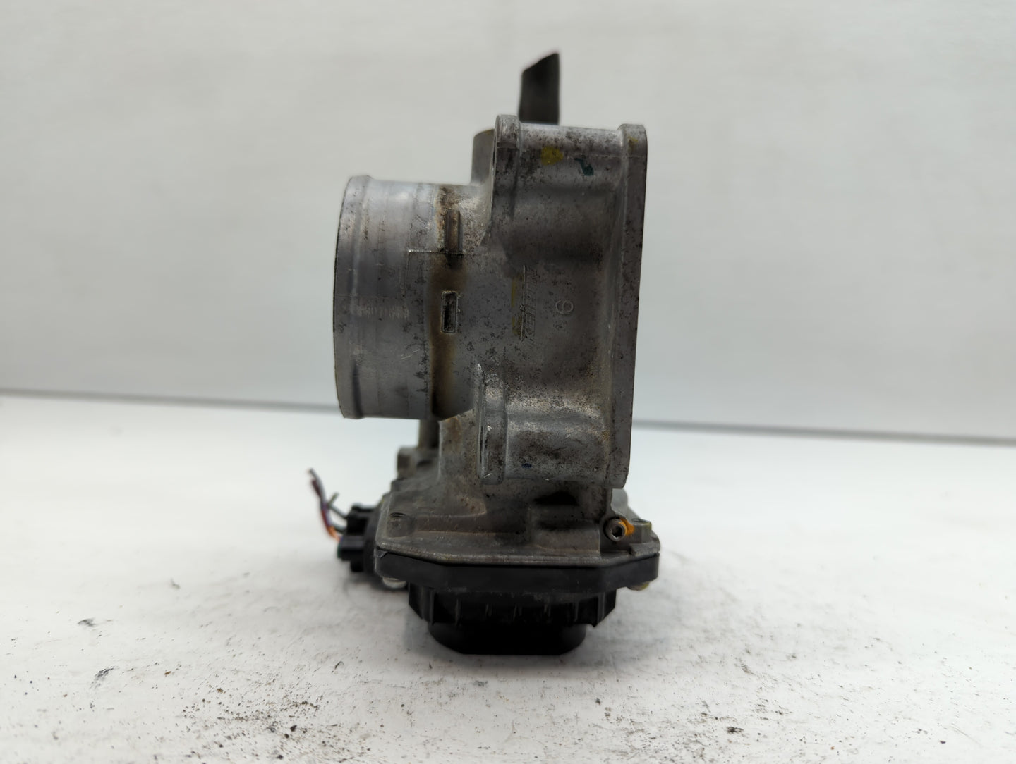2016-2022 Honda Civic Throttle Body P/N:GMH1A M101111 Fits Fits 2016 2017 2018 2019 2020 2021 2022 OEM Used Auto Parts - Oem