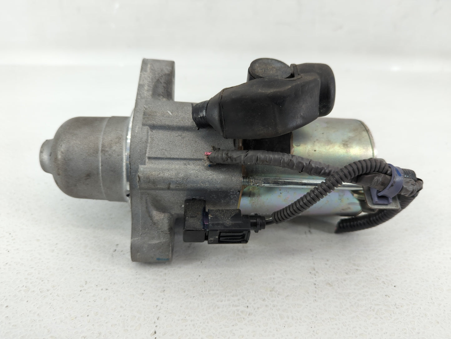 2016-2017 Honda Civic Car Starter Motor Solenoid OEM P/N:SM-75020 Fits Fits 2016 2017 2020 OEM Used Auto Parts - Oemusedauto