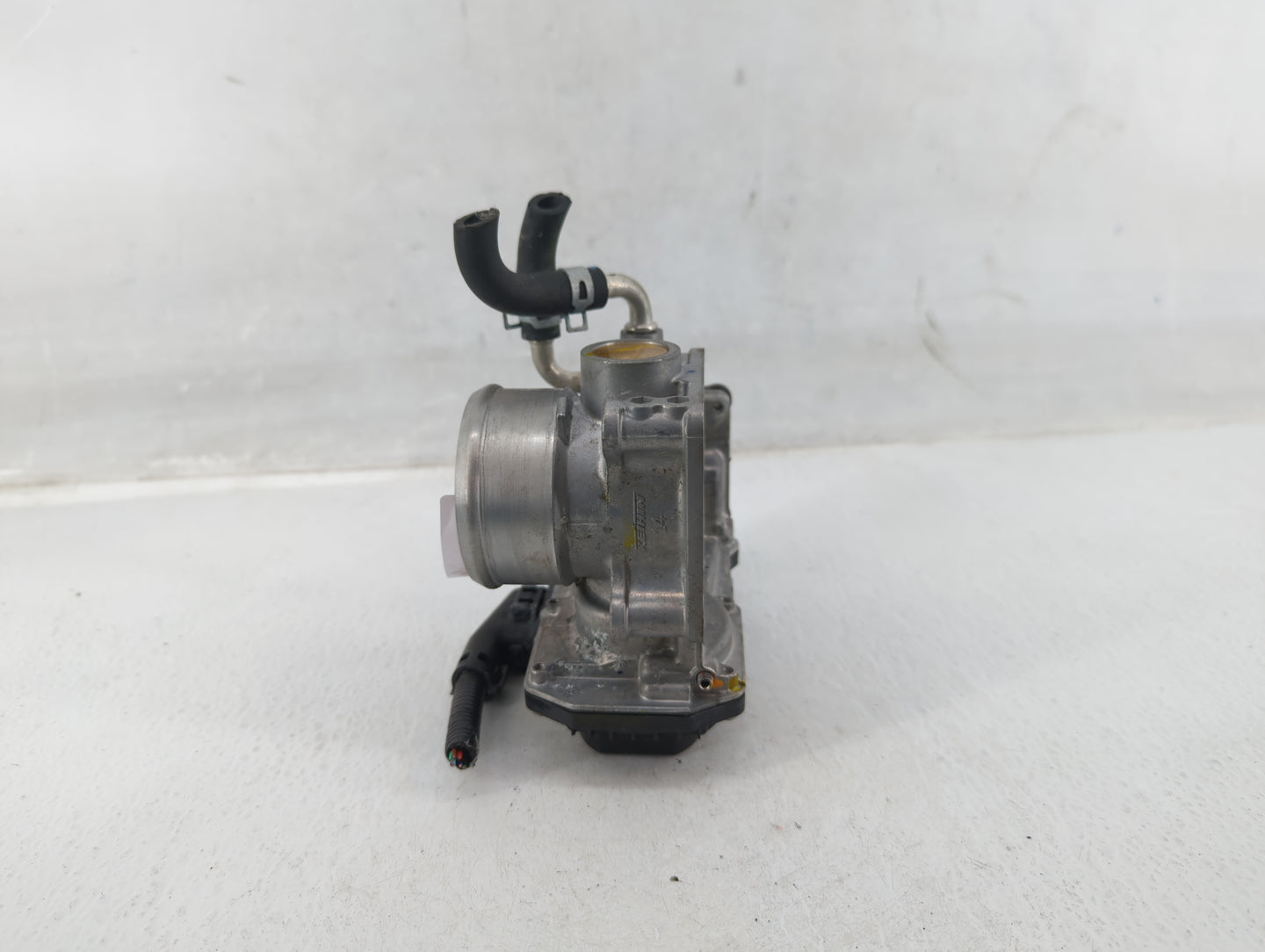 2016-2022 Honda Civic Throttle Body P/N:M22850341320 Fits Fits 2016 2017 2018 2019 2020 2021 2022 OEM Used Auto Parts - Oemu