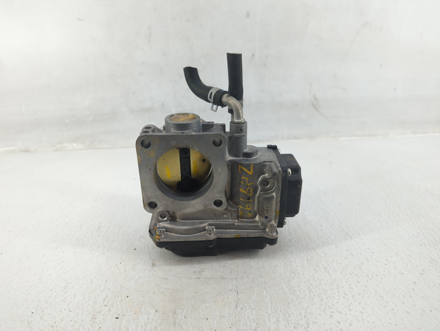 2016-2022 Honda Civic Throttle Body P/N:GMG9A M01110 Fits Fits 2016 2017 2018 2019 2020 2021 2022 OEM Used Auto Parts - Oemu
