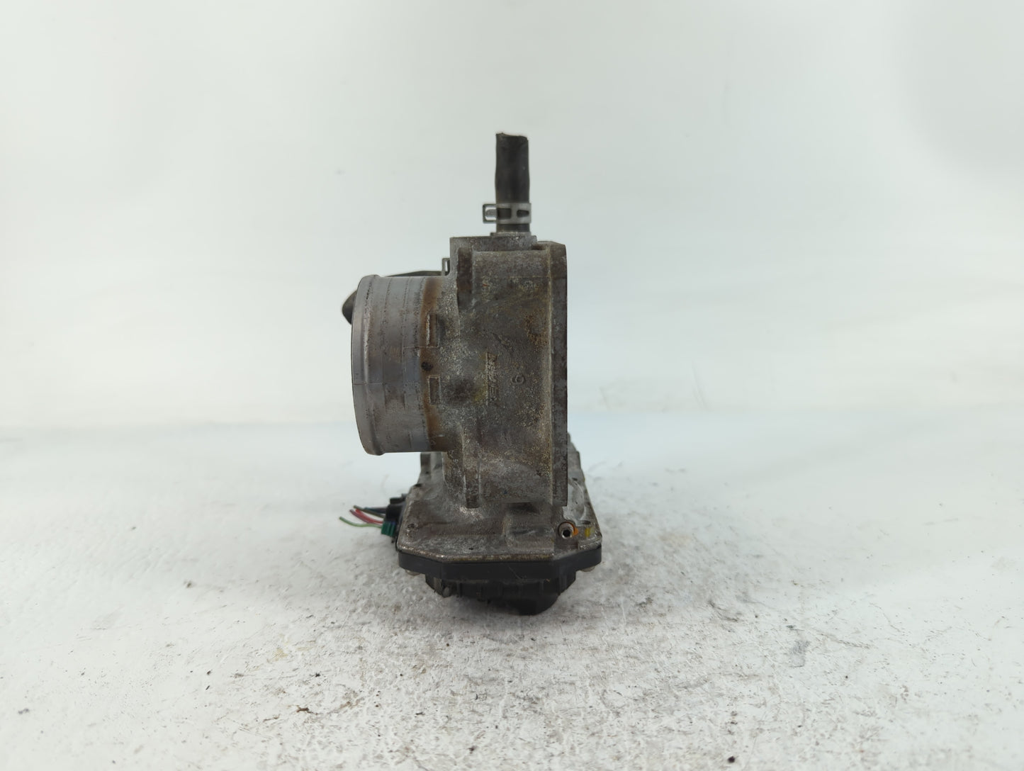 2016-2022 Honda Civic Throttle Body P/N:369729 M101211, GMH1A Fits Fits 2016 2017 2018 2019 2020 2021 2022 OEM Used Auto Par