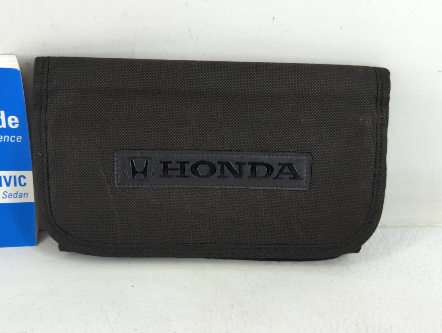 2021 Honda Civic Owners Manual Book Guide P/N:00X31-TBA-G500 OEM Used Auto Parts - Oemusedautoparts1.com