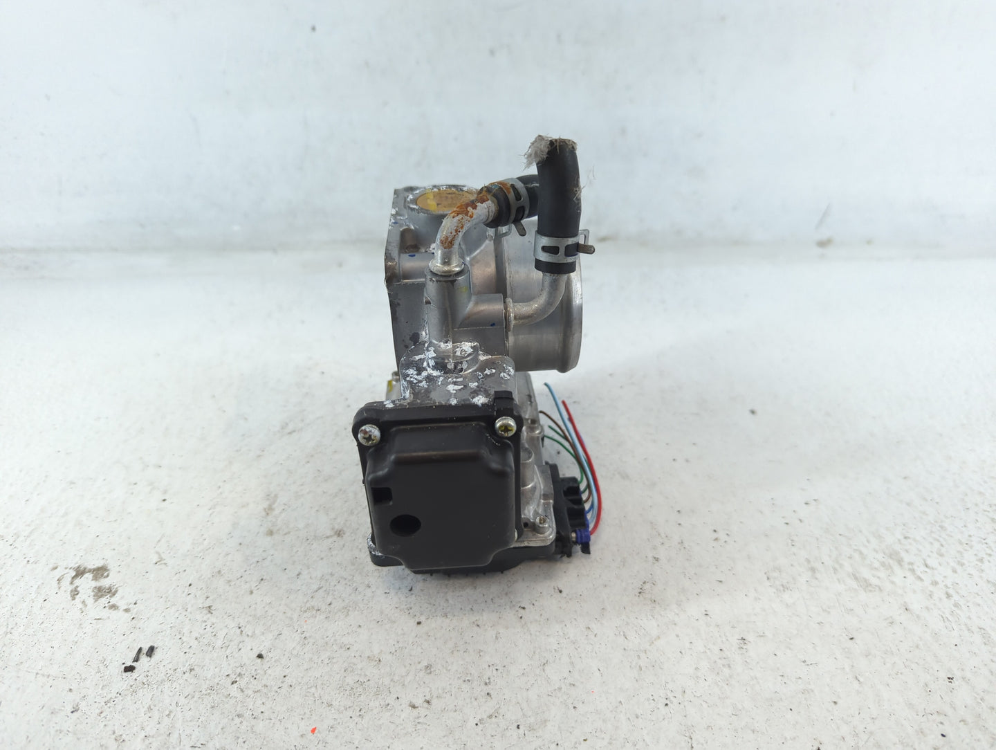 2016-2022 Honda Civic Throttle Body P/N:GMG9A M22850325558 Fits Fits 2016 2017 2018 2019 2020 2021 2022 OEM Used Auto Parts 