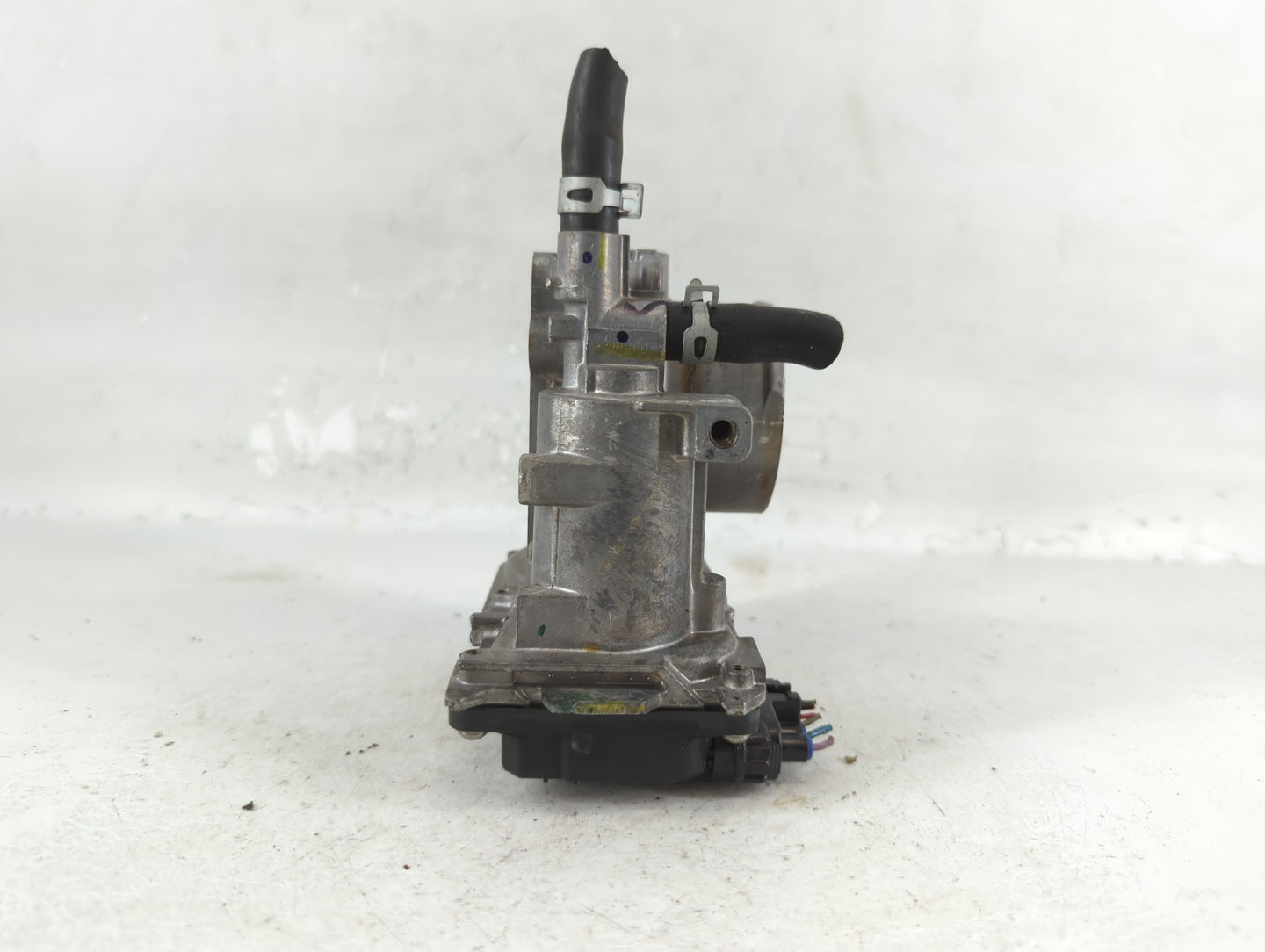 2016-2022 Honda Civic Throttle Body P/N:056443 M110316, GMH1A Fits Fits 2016 2017 2018 2019 2020 2021 2022 OEM Used Auto Par
