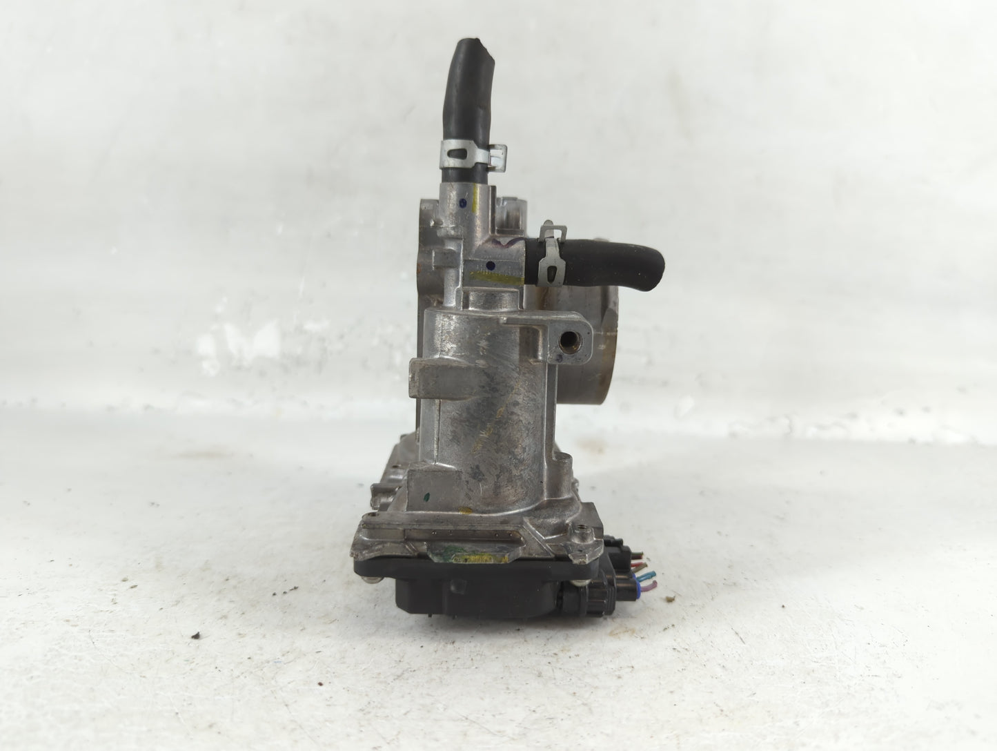 2016-2022 Honda Civic Throttle Body P/N:056443 M110316, GMH1A Fits Fits 2016 2017 2018 2019 2020 2021 2022 OEM Used Auto Par