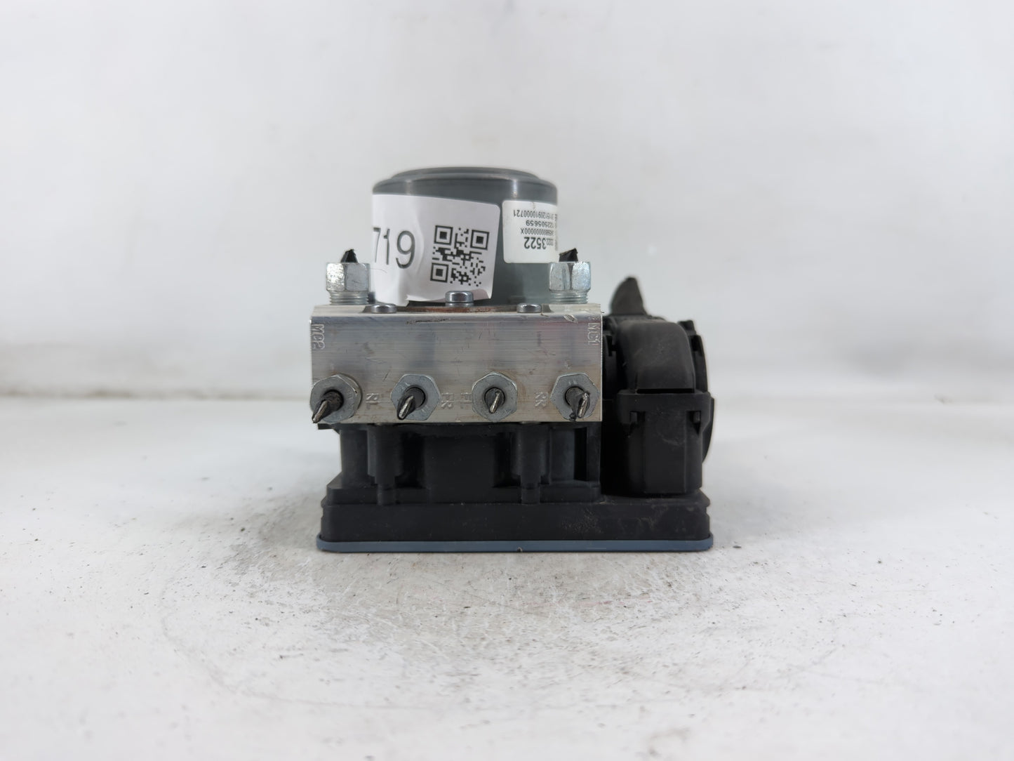 2021 Honda Civic ABS Pump Control Module Replacement P/N:23223522 Fits OEM Used Auto Parts - Oemusedautoparts1.com