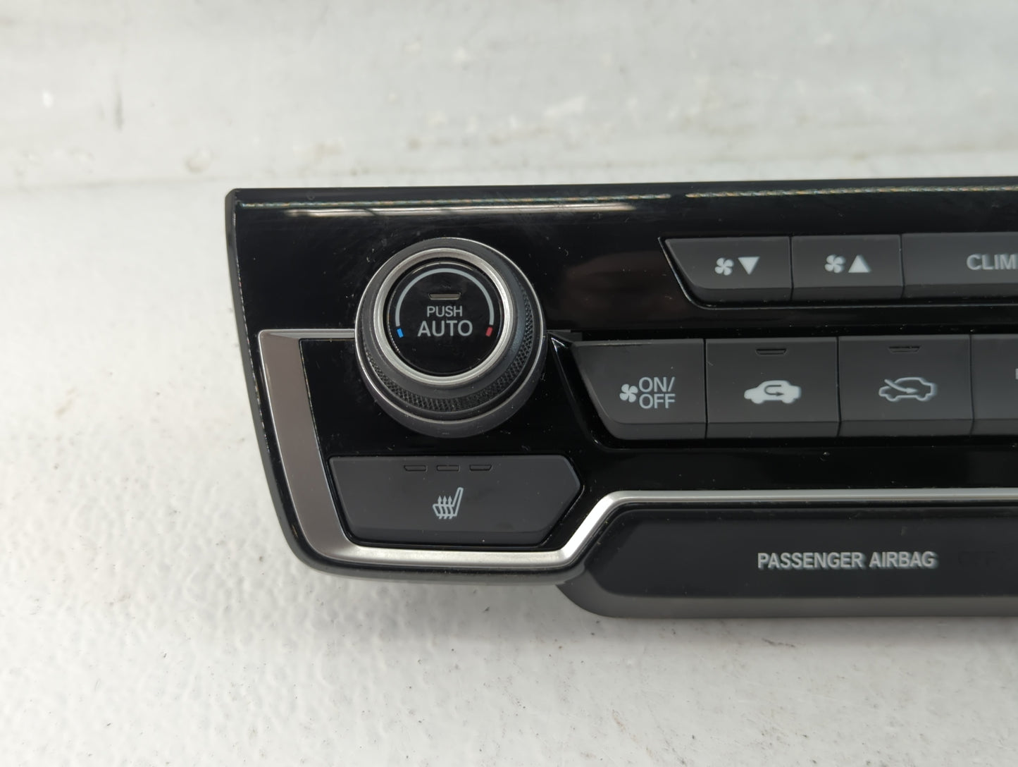 2020-2022 Honda Cr-V Climate Control Module Temperature AC/Heater Replacement P/N:79620TLAA510C1 14021095630 Fits OEM Used A