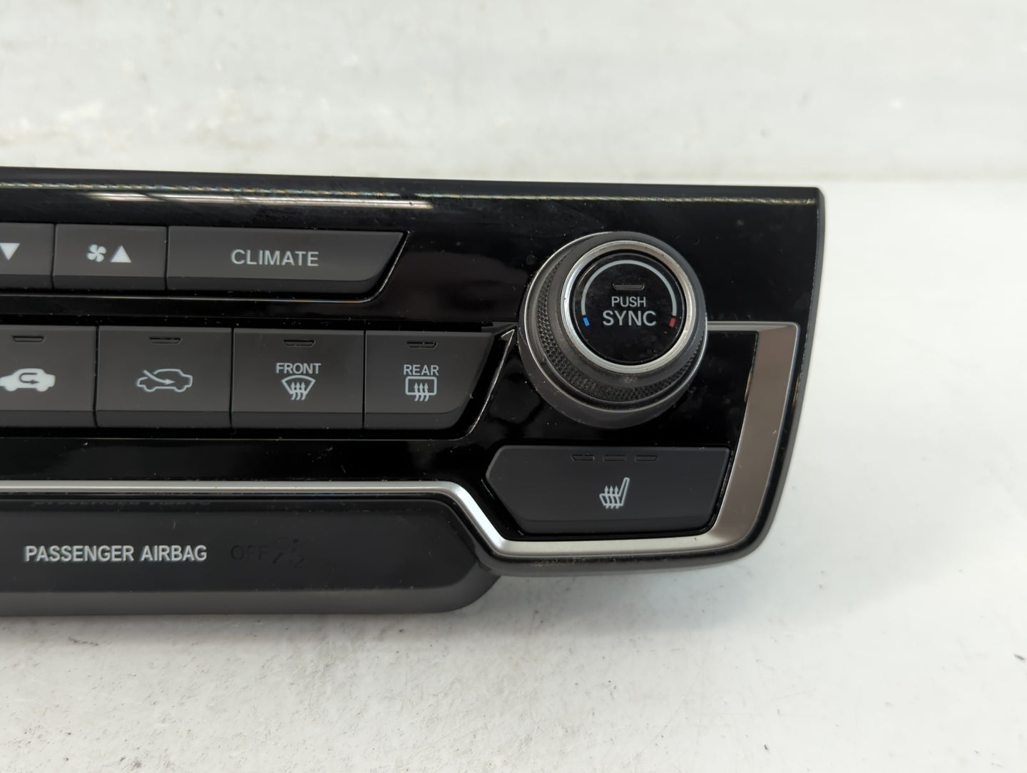 2020-2022 Honda Cr-V Climate Control Module Temperature AC/Heater Replacement P/N:79620TLAA510C1 14021095630 Fits OEM Used A