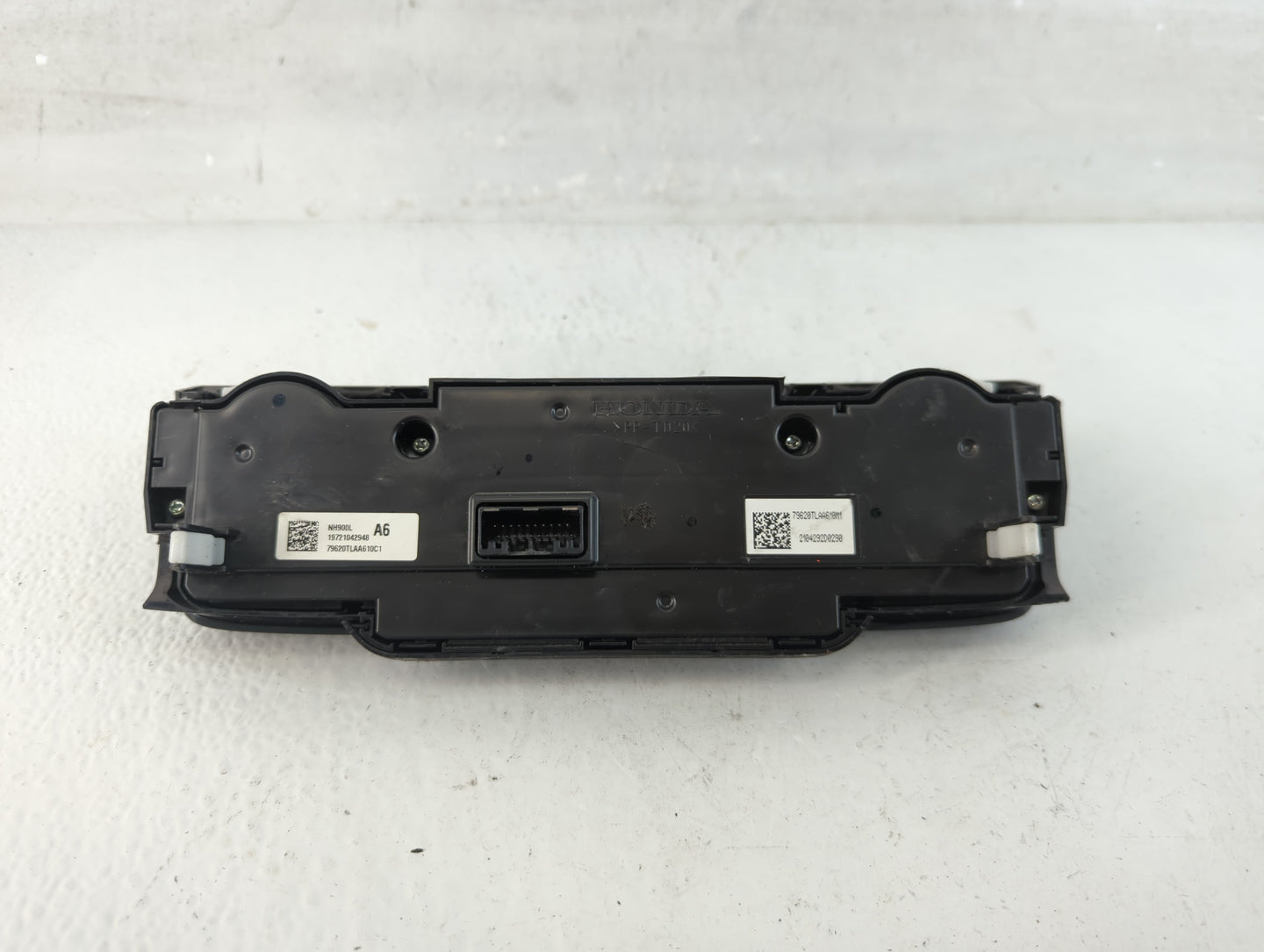 2020-2022 Honda Cr-V Climate Control Module Temperature AC/Heater Replacement P/N:79620TLAA510C1 14021095630 Fits OEM Used A