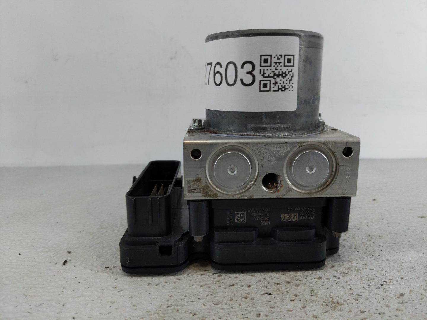 2021 Honda Cr-V ABS Pump Control Module Replacement P/N:57110-TPG-A021-M1 Fits OEM Used Auto Parts - Oemusedautoparts1.com