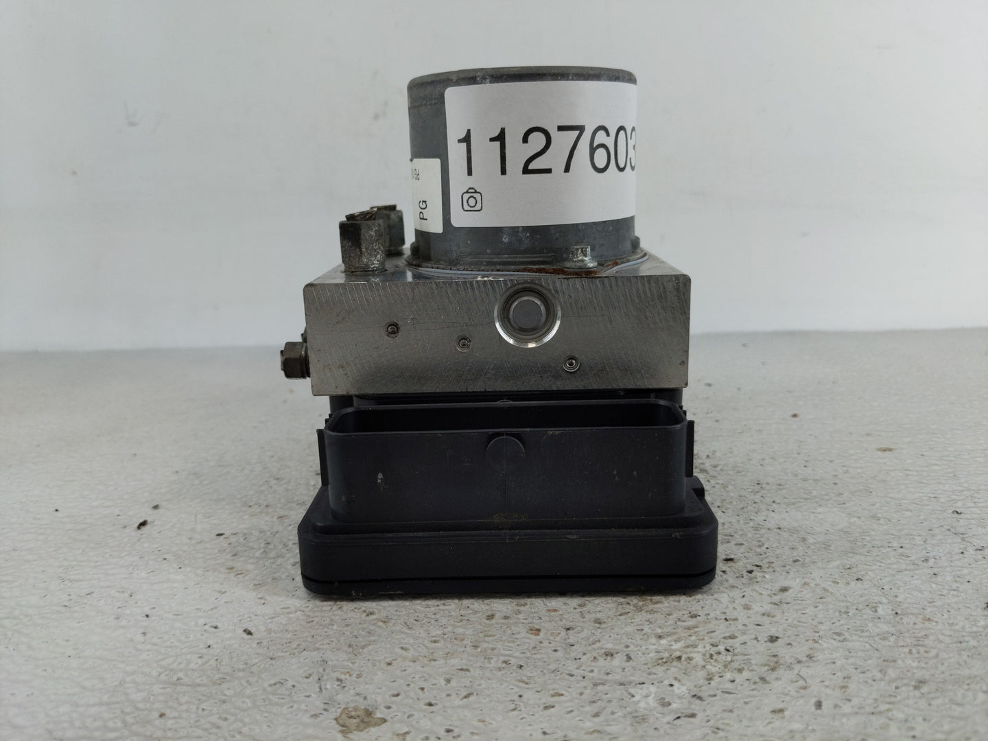 2021 Honda Cr-V ABS Pump Control Module Replacement P/N:57110-TPG-A021-M1 Fits OEM Used Auto Parts - Oemusedautoparts1.com