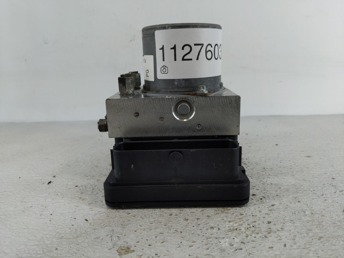 2021 Honda Cr-V ABS Pump Control Module Replacement P/N:57110-TPG-A021-M1 Fits OEM Used Auto Parts - Oemusedautoparts1.com