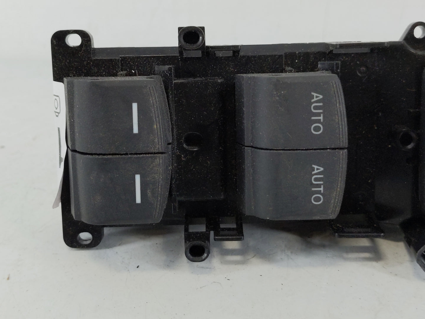 2017-2022 Honda Cr-V Master Power Window Switch Replacement Driver Side Left P/N:M64590 Fits Fits 2017 2018 2019 2020 2021 2