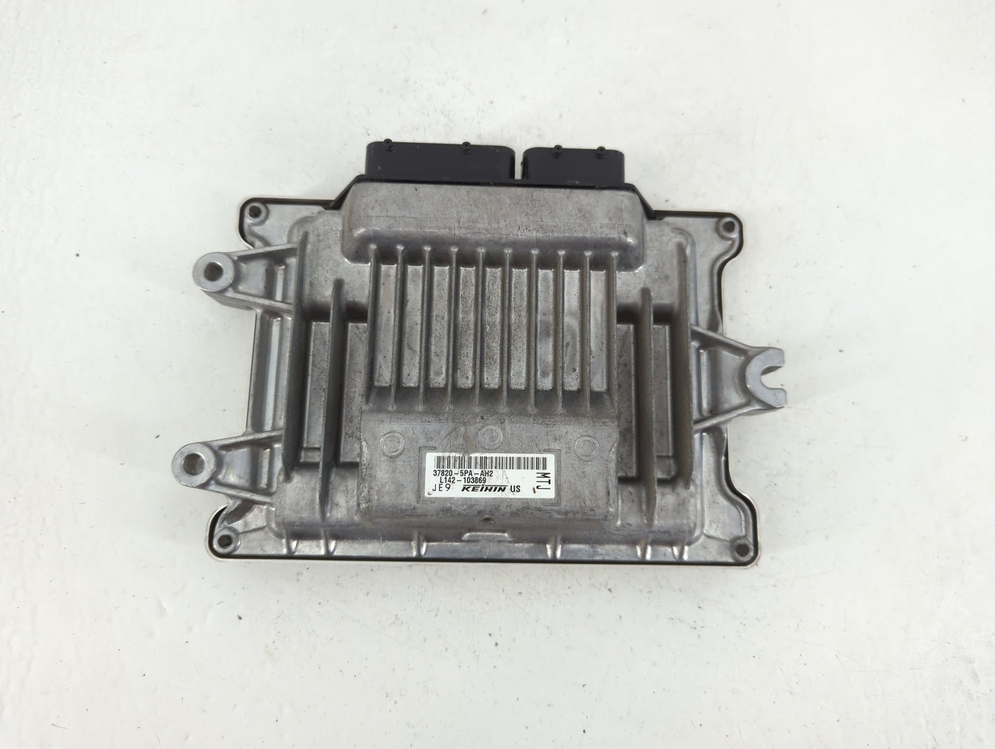 2021-2022 Honda Cr-V PCM Engine Control Computer ECU ECM PCU OEM P/N:37820-5PA-AH2 Fits Fits 2021 2022 OEM Used Auto Parts -