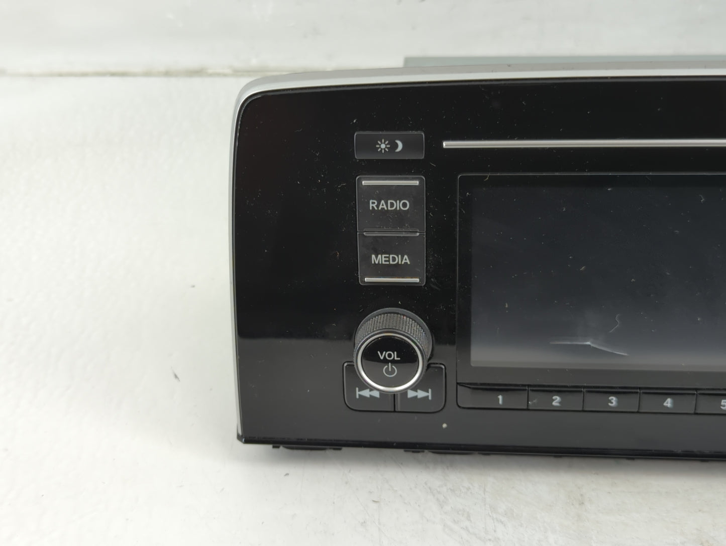 2018-2021 Honda Cr-V Radio AM FM Cd Player Receiver Replacement P/N:39100-TLA-A313-M1 Fits Fits 2018 2019 2020 2021 OEM Used