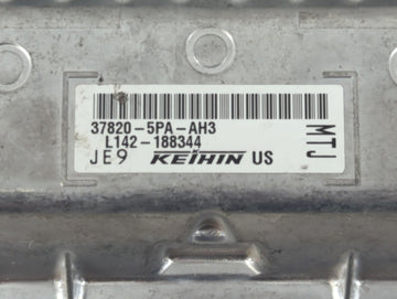 2021-2022 Honda Cr-V PCM Engine Control Computer ECU ECM PCU OEM P/N:37820-5PA-AH2 Fits Fits 2021 2022 OEM Used Auto Parts