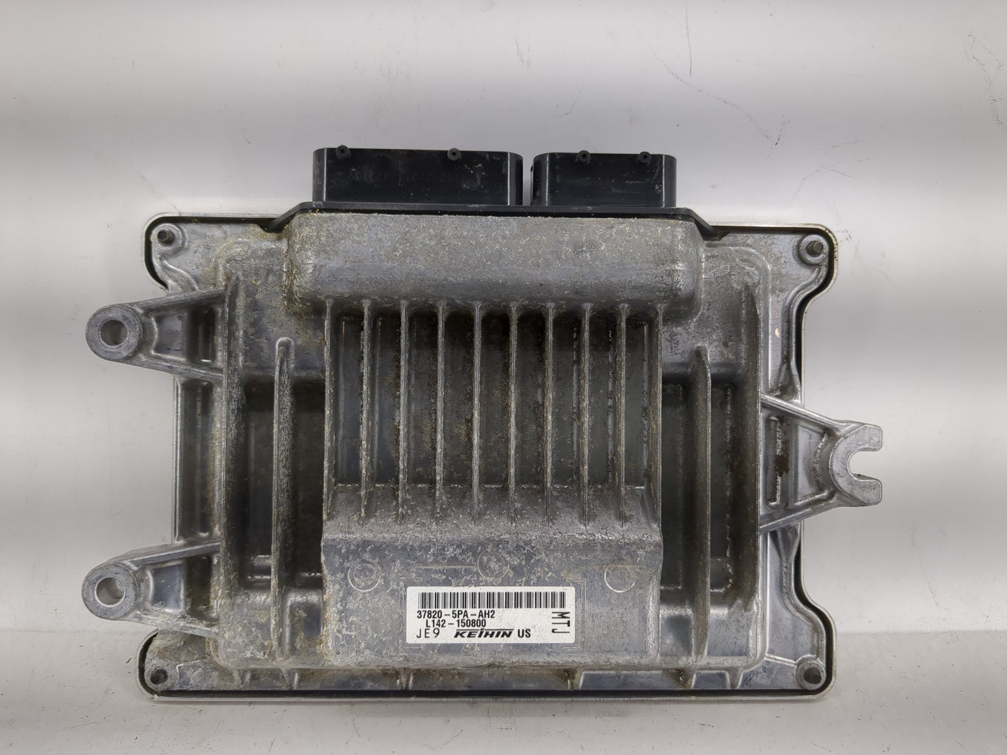 2021-2022 Honda Cr-V PCM Engine Control Computer ECU ECM PCU OEM P/N:37820-5PA-AH2 Fits Fits 2021 2022 OEM Used Auto Parts -