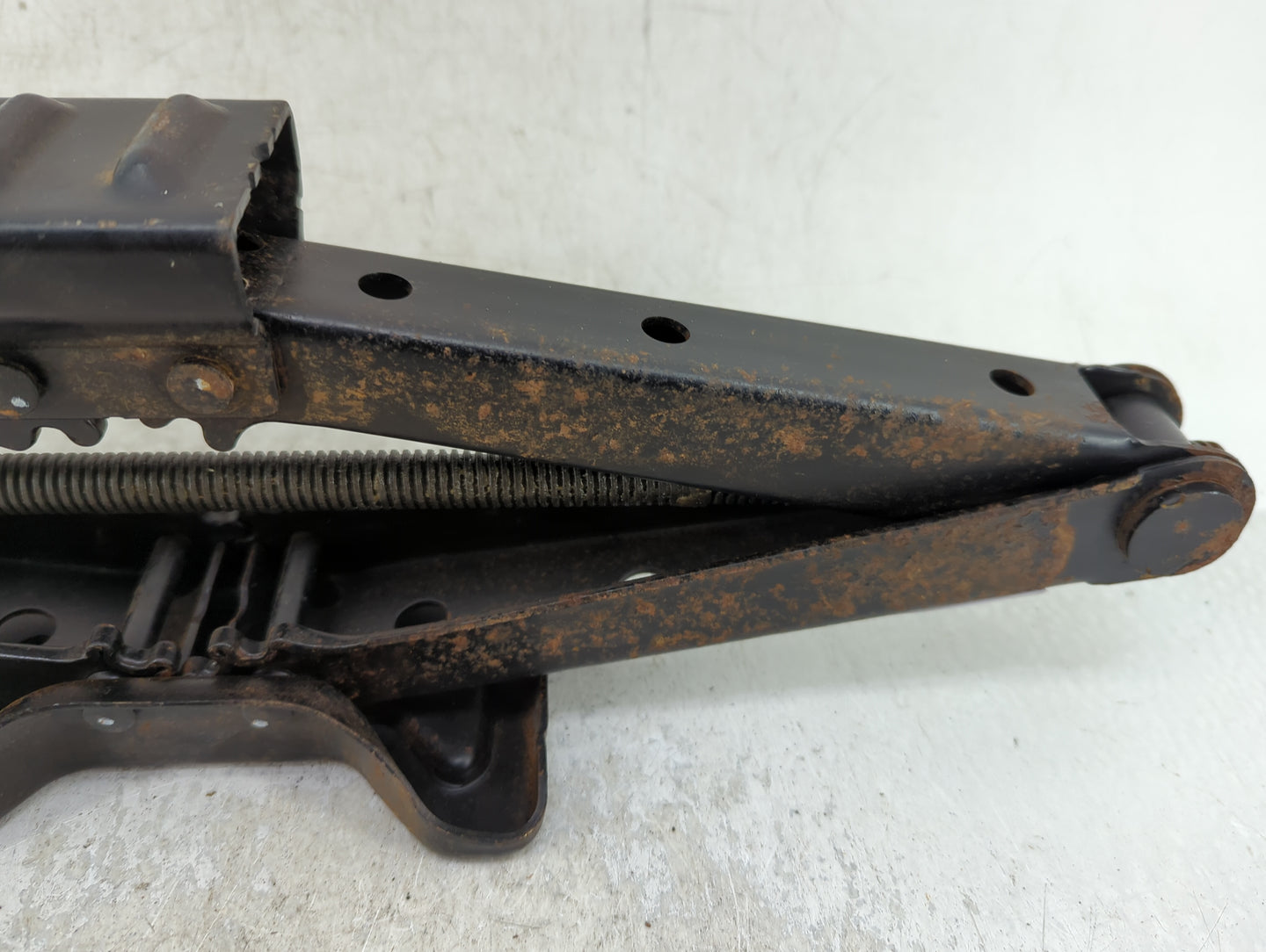 2021 Honda Cr-v Spare Scissor Car Jack - Oemusedautoparts1.com