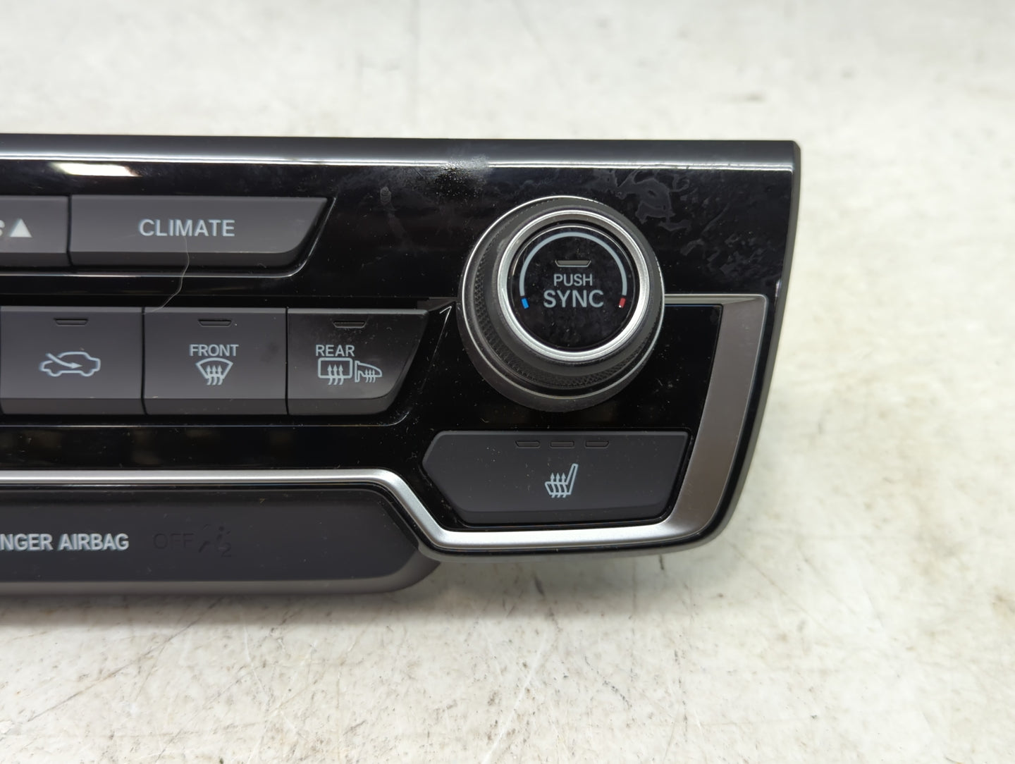 2020-2022 Honda Cr-V Climate Control Module Temperature AC/Heater Replacement P/N:79620TLAA510C1 Fits Fits 2020 2021 2022 OE